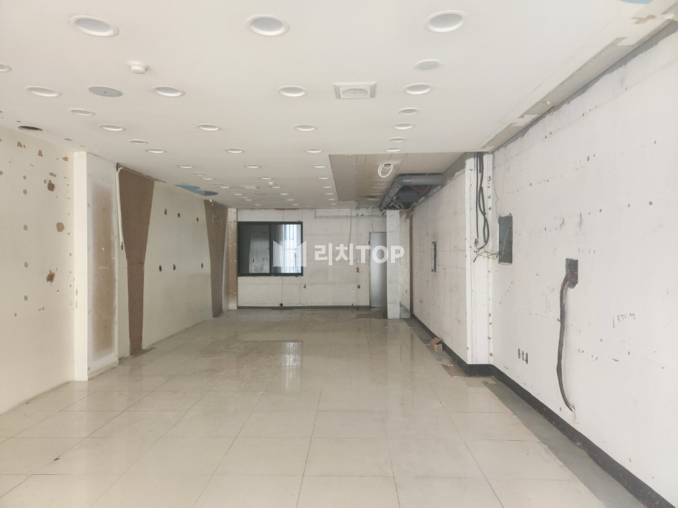 경남 창원시 의창구 도계동 \u2605 도계동 도계시장 동문 쪽 도로가 1층 임대 월세 매물번호 11215 사진 2