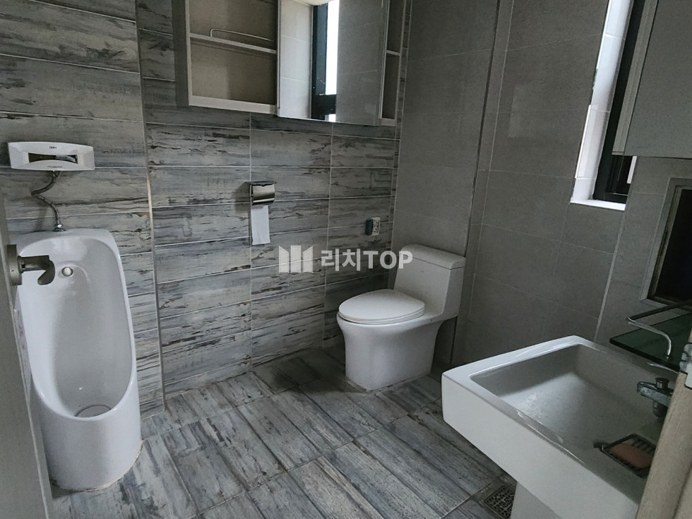 경남 창원시 의창구 서상동 \u2605 서상동 중동초 인근 깨끗한 상가 임대 도로에서 1층으로 보임 월세 매물번호 11233 사진 6