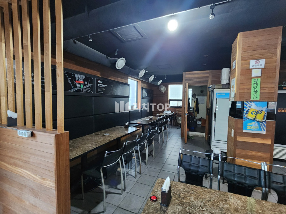 경남 창원시 성산구 반림동 \u2605 반송시장 부근 치킨 & 호프집 양도양수 월세 매물번호 11237 사진 5