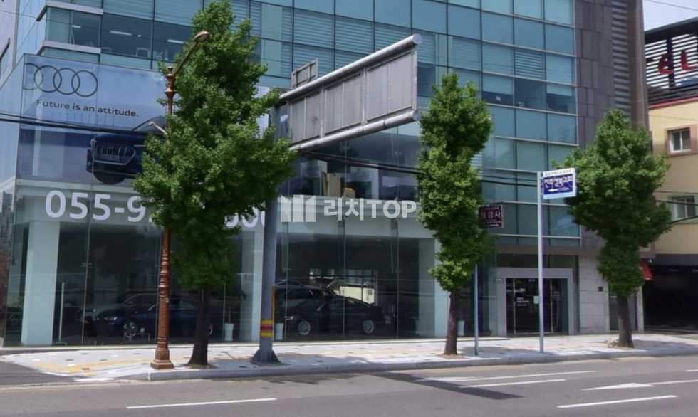 경남 진주시 신안동 진주 신안동 대형 자동차 전시장 사무실 판매점 소매점 브랜드 프랜차이즈 2개층 임대 월세 매물번호 11257 사진 1