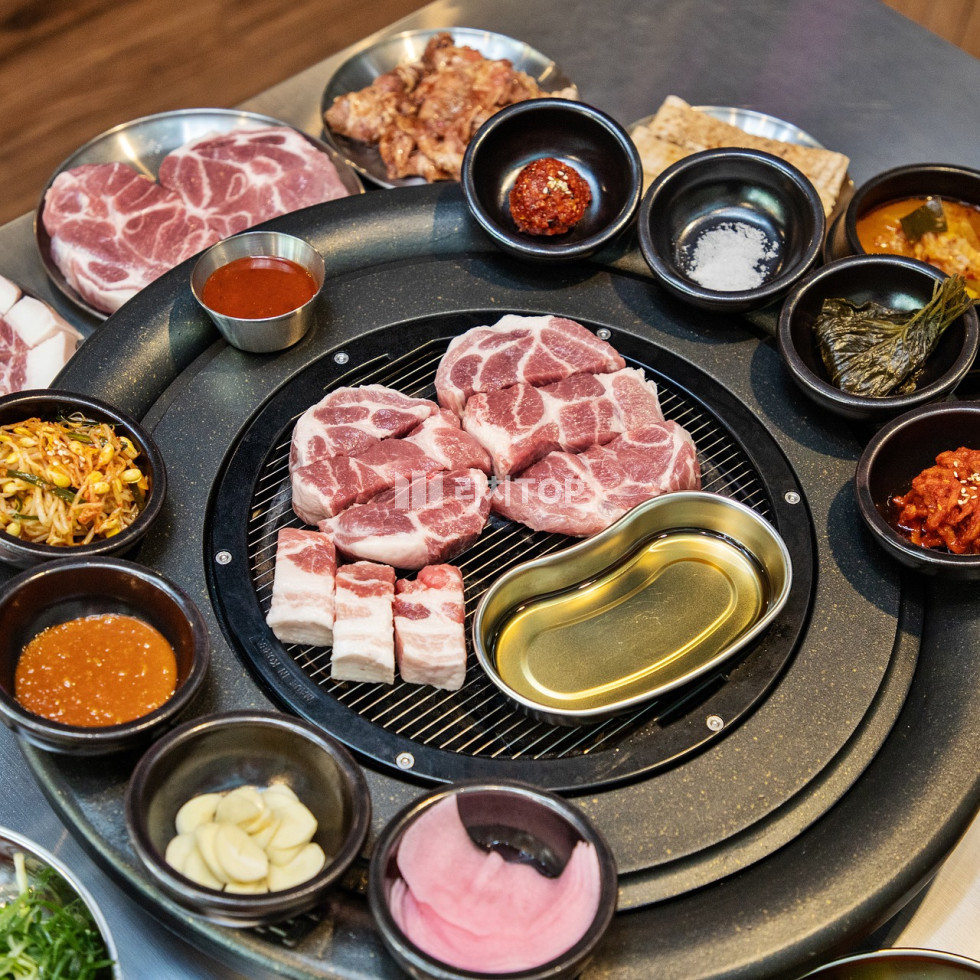 경남 창원시 성산구 상남동 (상남동, 1층) 프랜차이즈 양도양수, 고깃집 음식점 강추! 월세 매물번호 11341 사진 1