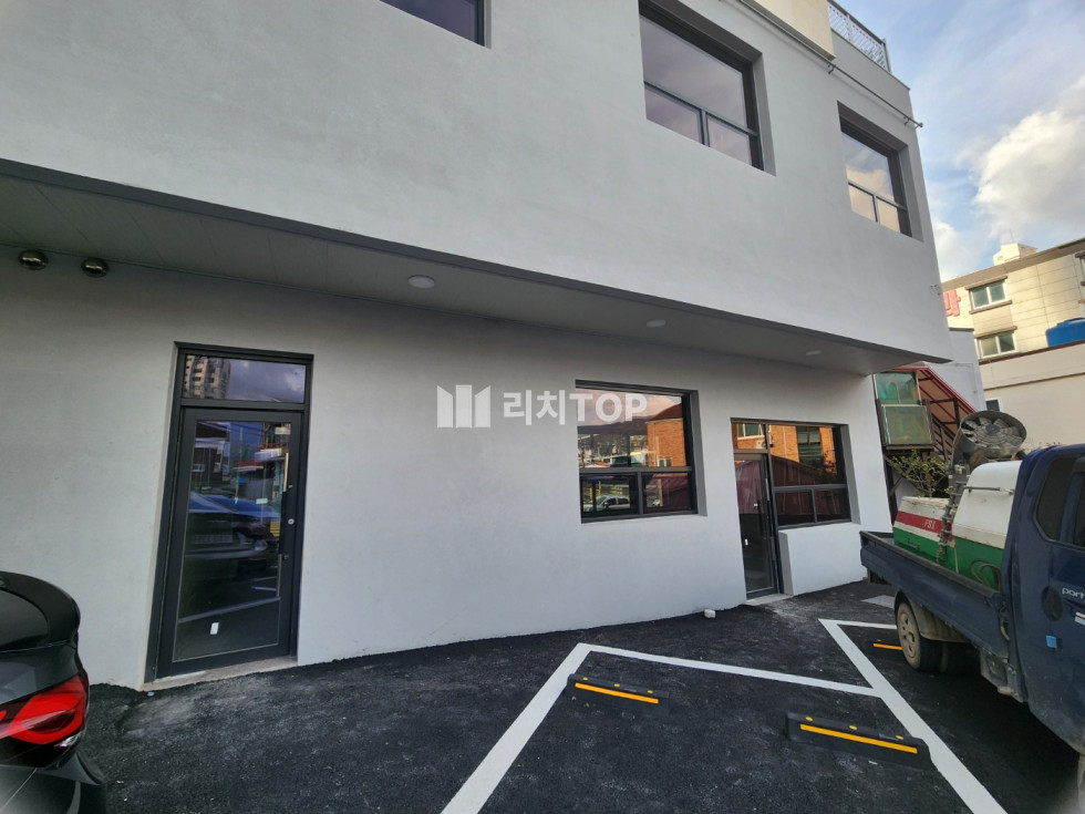경남 창원시 성산구 안민동 \u2605 안민동 신축건물 프랜차이즈 카페, 베이커리, 아이스크림 가게등 추천 월세 매물번호 11357 사진 3