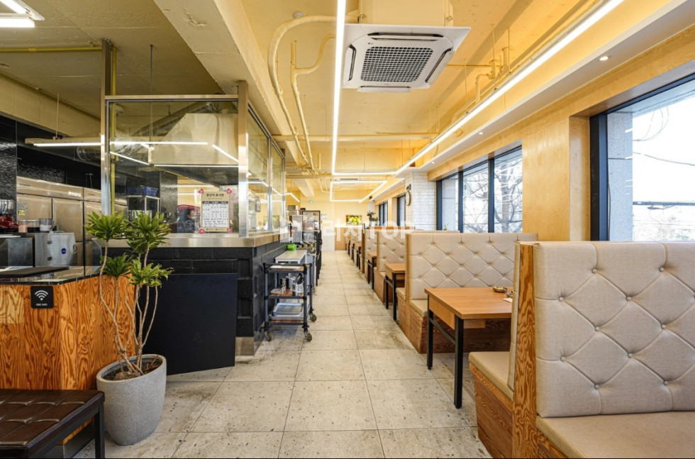 경남 창원시 의창구 팔용동 \u2605 팔용동 인테리어 잘된 무권리 음식점 2층 임대 2억가량의 시설 공짜 원룸포함 월세 매물번호 11381 사진 1