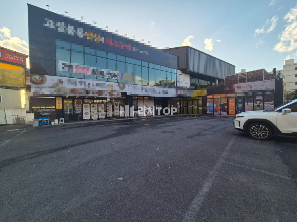 경남 창원시 마산회원구 내서읍 마산 내서읍 호계리 2층 전용 80py , 테라스 공간 별도 40py , 무권리,렌트프리 5개월 가능 임대 월세 매물번호 11387 사진 1