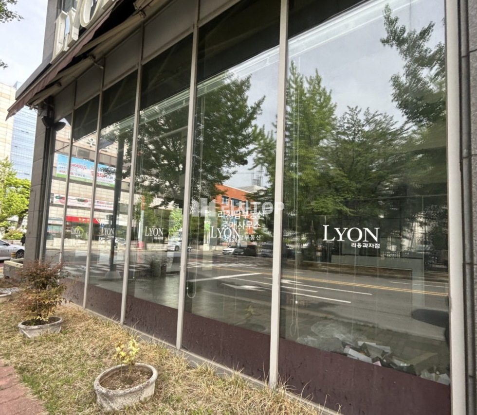 경남 창원시 성산구 상남동 상남동 도로변 3방향 노출 좋은 코너각지 1층 점포 대형카페 베이커리 레스토랑 추천 임대 월세 매물번호 11554 사진 3