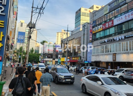 경남 창원시 성산구 상남동 상남동 무권리, 디저트 카페, 소형 판매점 1층 상가 임대 월세 매물번호 11654 사진 1