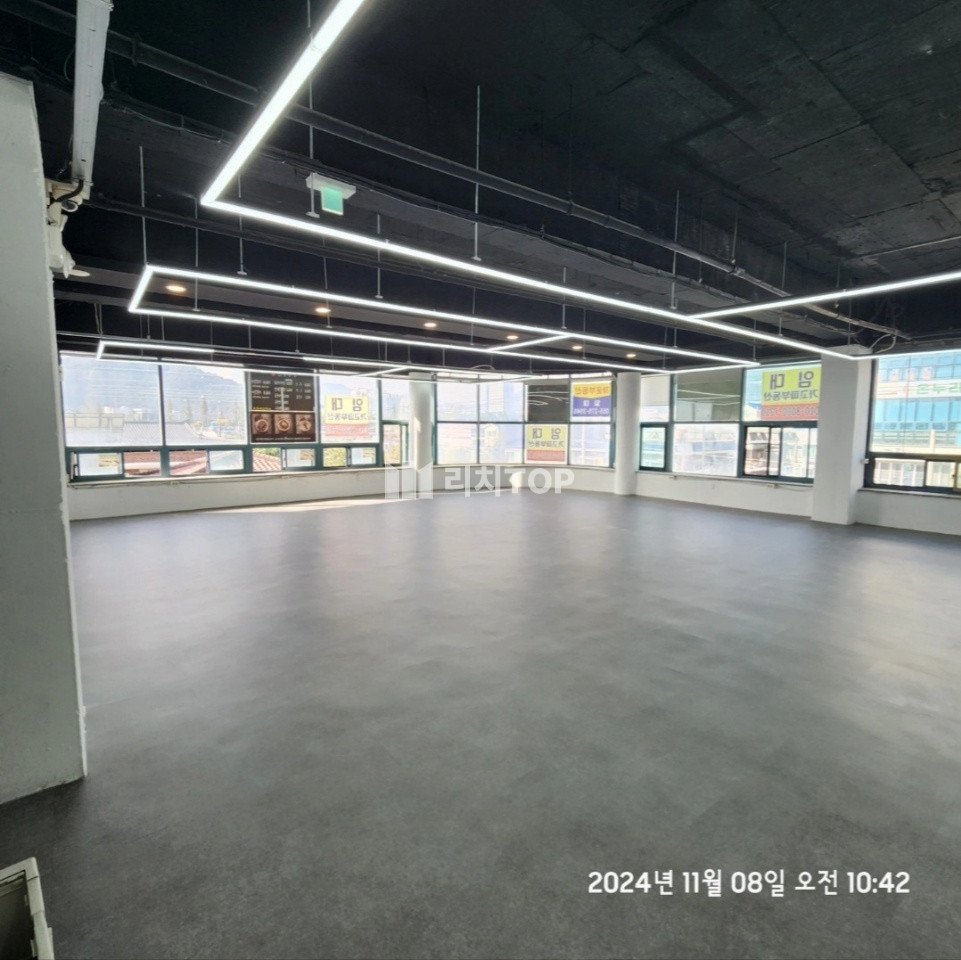 경남 창원시 의창구 팔용동 팔용동 3층 전용 36PY 공실 임대, 올리모델링 월세 매물번호 11710 사진 1