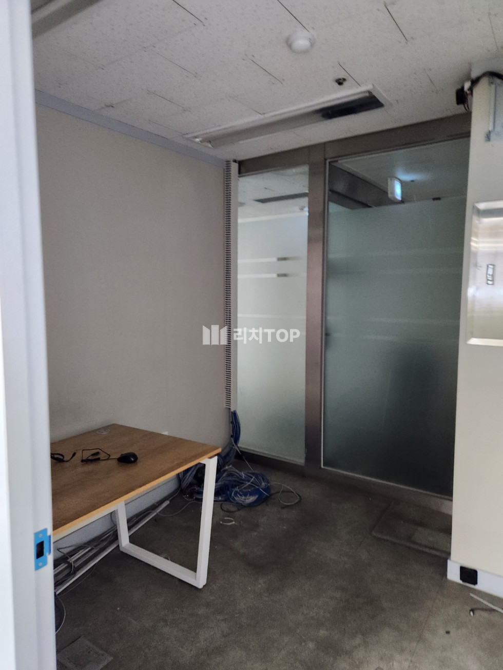 경남 창원시 성산구 용호동 \u2714 용호동 58PY 사무실 임대 집기 사용가능 월세 매물번호 11788 사진 6