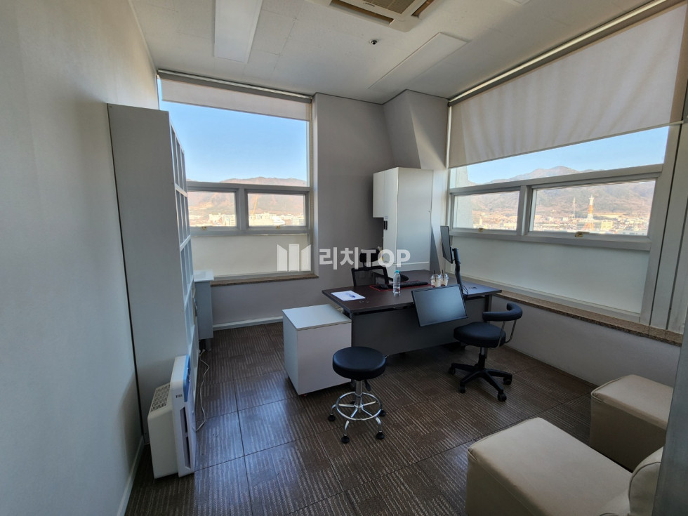 경남 창원시 성산구 용호동 \u2714 용호동 관공서 라인 대형평수 임대 125PY 의원 병원 사무실 운동시설 추천 월세 매물번호 11801 사진 7