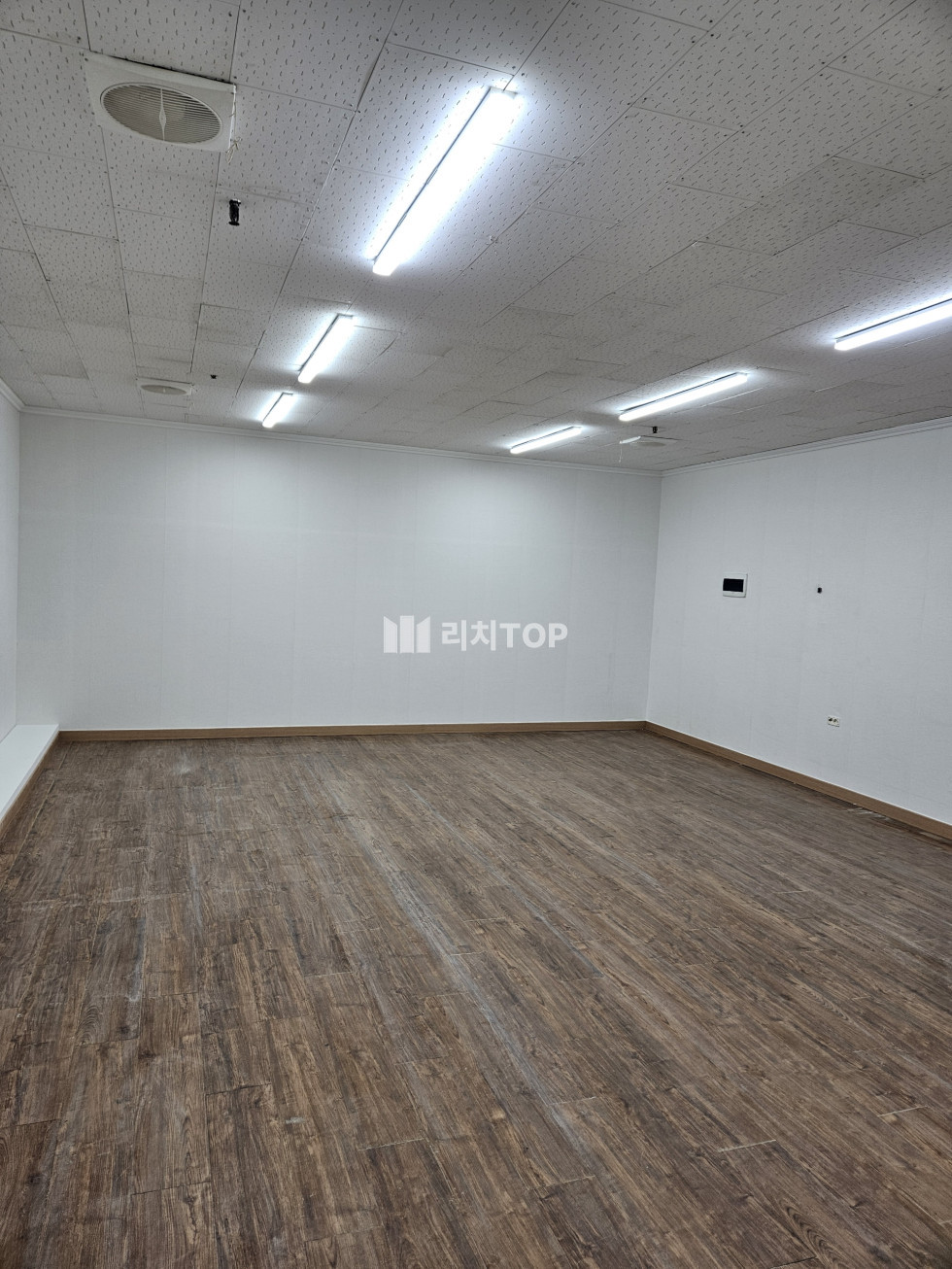 경남 창원시 성산구 상남동 무권리 사무실 또는 일반음식점 가능한 상가 임대 월세 매물번호 11822 사진 1