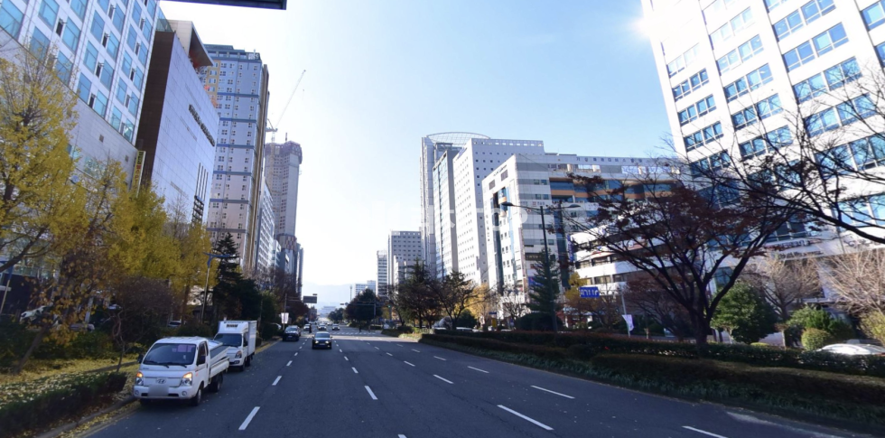 경남 창원시 성산구 상남동 창원 상남동 중앙대로 , 메인 대로변 노출 좋은 상가건물 3층 대형 230평대 월세 매물번호 11892 사진 1