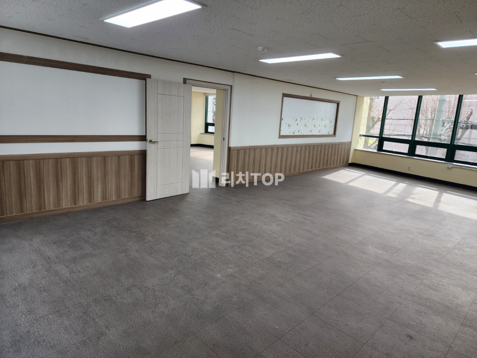 경남 창원시 의창구 도계동 엘리베이터 있는 사무실 또는 학원 용도 추천 2층 사무실 월세 매물번호 12009 사진 5