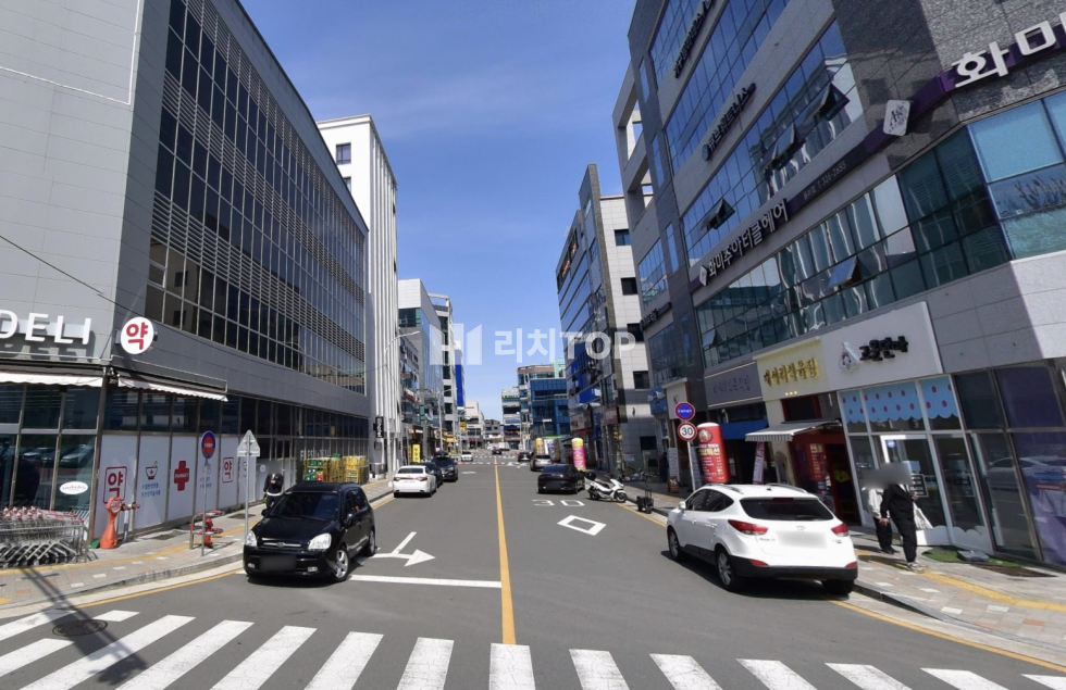 경남 김해시 장유동 장유 율하2지구 코너각지 양방향 광고효과 최상 전면창 강추임대 월세 매물번호 12052 사진 1