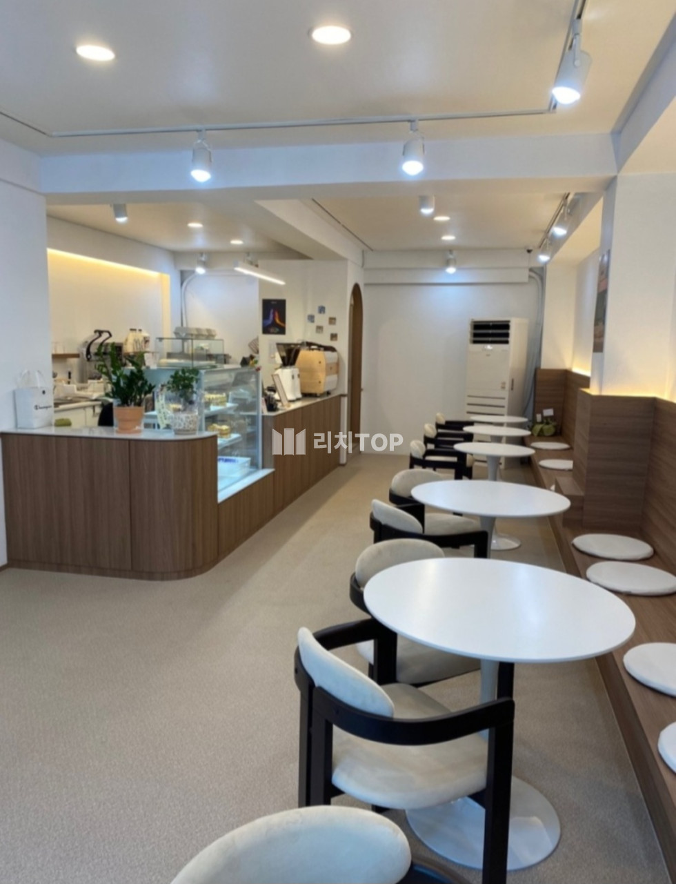 경남 창원시 성산구 사파동 가시성 좋은 입지 사파동 카페 양도 양수 월세 매물번호 12094 사진 1