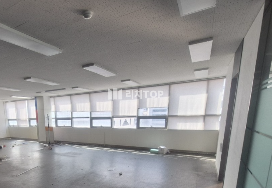 경남 창원시 성산구 상남동 창원 상남동 55평 사무실 임대 관리비 저렴 주차편리 컨디션 좋은 강추 임대 월세 매물번호 12098 사진 1