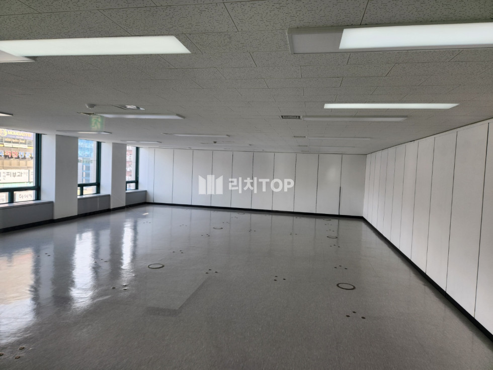경남 창원시 성산구 상남동 \u2714 상남동 170py 대형 사무실 자리 임대 월세 매물번호 12109 사진 1